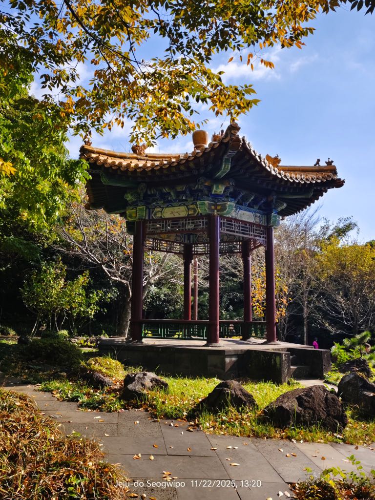 来福瀑布照片